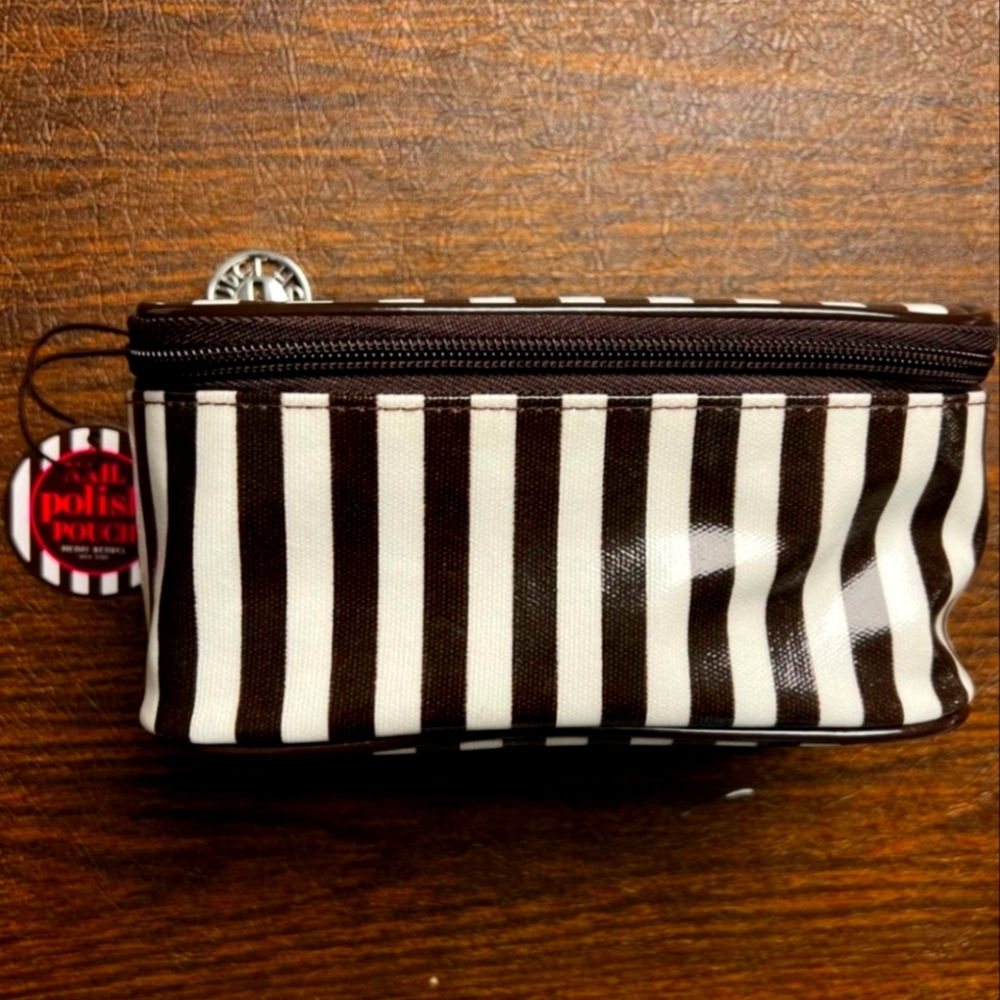 Henri Bendel Nail Polish Case NWT